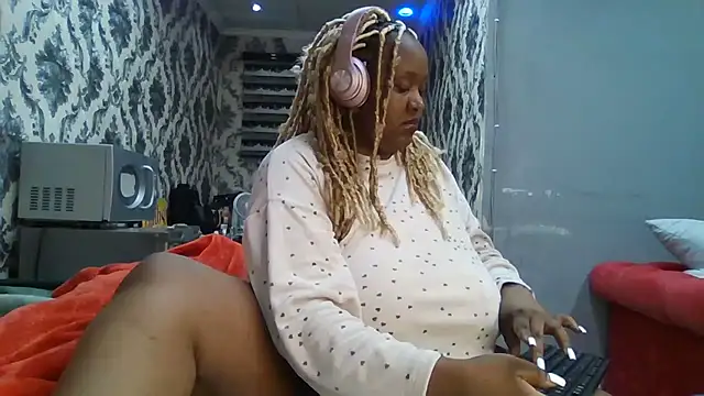 SexyRider8 online show from 25, 11, 2025