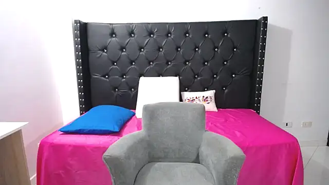 renata salinas 1 online show from 11, 9, 2025