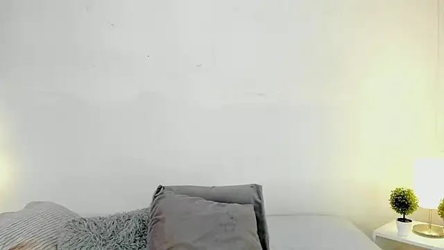 isa molly online show from 15, 1, 2025
