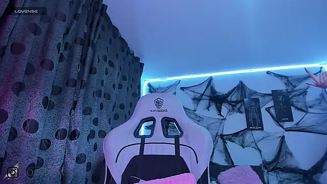 satanbabee online show from 3, 11, 2025