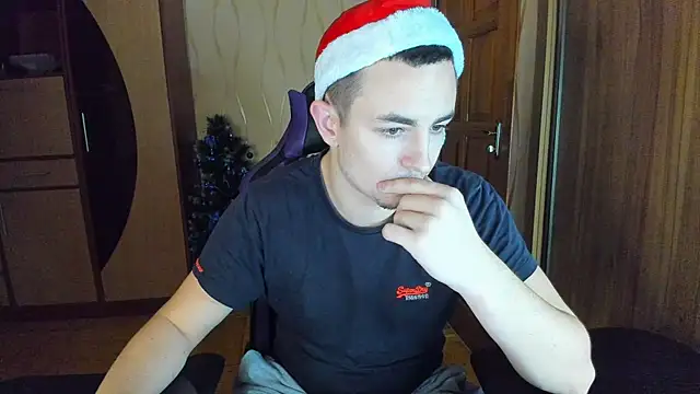 Snapshot of bigmark033 chatting on 23, 12, 2024 bigmark033 online show from 23, 12, 2024