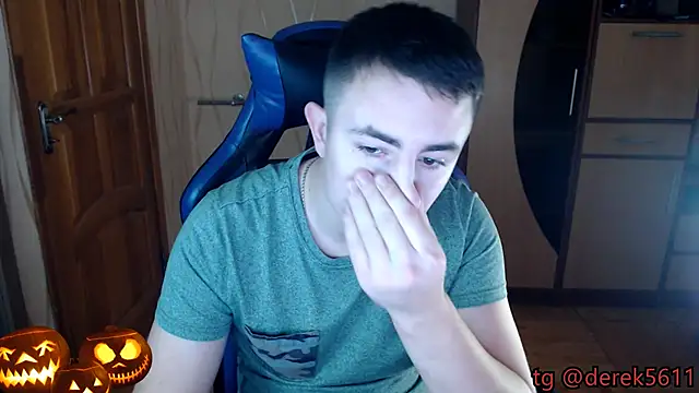 Snapshot of bigmark033 chatting on 31, 10, 2025 bigmark033 online show from 31, 10, 2025