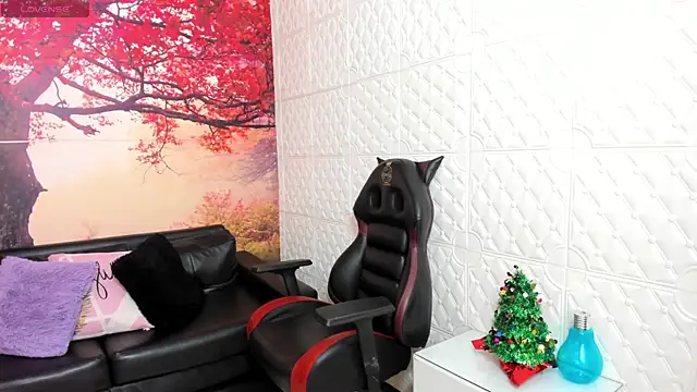 Alessandraa ferri  online show from 15, 12, 2024