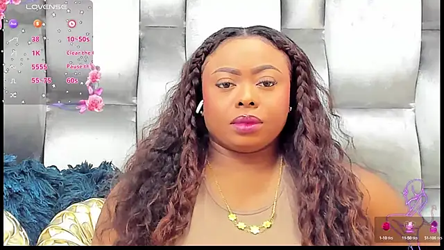 Snapshot of CamilaBenitez chatting on 11, 10, 2025 CamilaBenitez online show from 11, 10, 2025