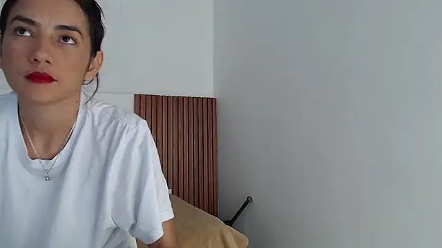 Snapshot of Dakotagloss chatting on 21, 3, 2025 Dakotagloss online show from 21, 3, 2025