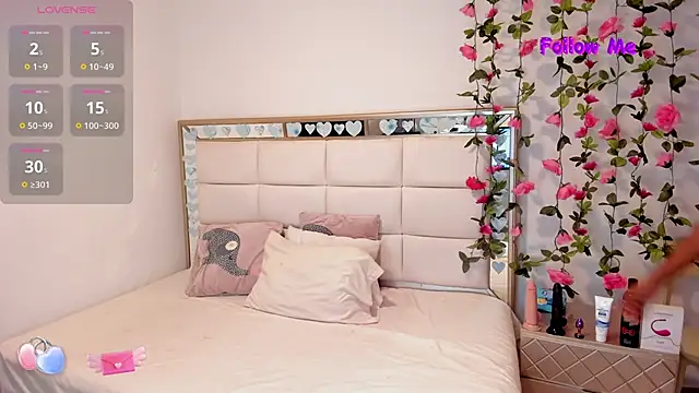 Snapshot of Vicky_Freedom chatting on 19, 12, 2024 Vicky Freedom online show from 19, 12, 2024