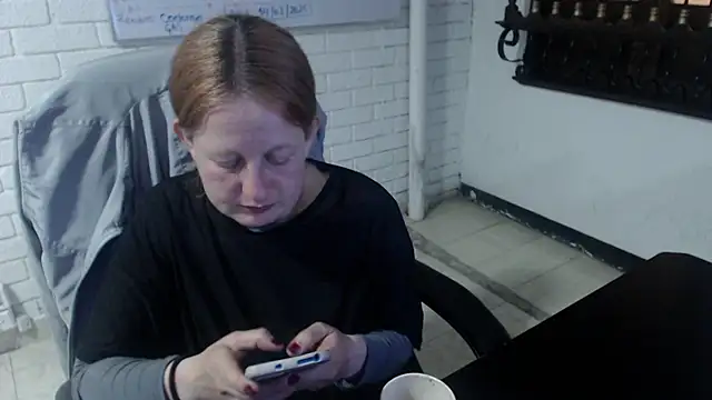 ViioletaMora online show from 8, 2, 2025