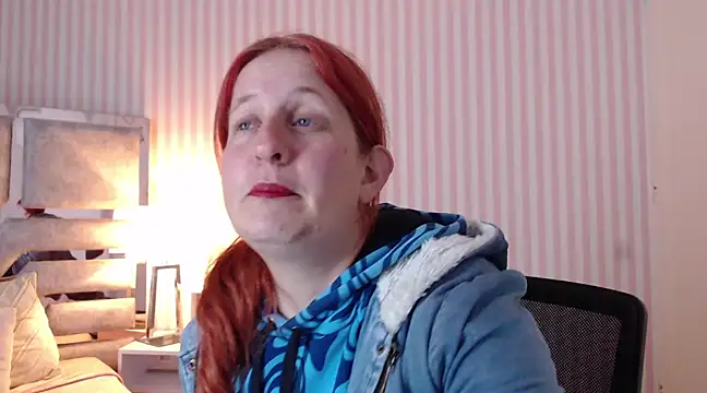 ViioletaMora online show from 8, 3, 2025