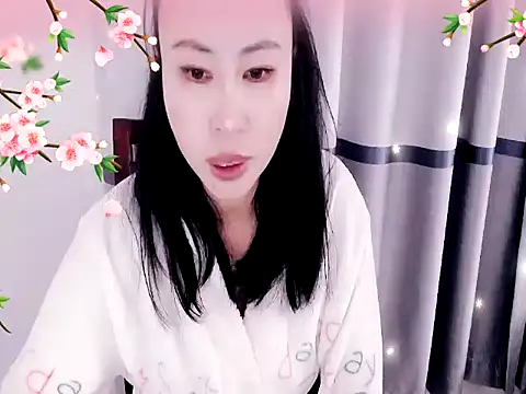 Snapshot of xiaoxuer chatting on 15, 12, 2024 xiaoxuer online show from 15, 12, 2024