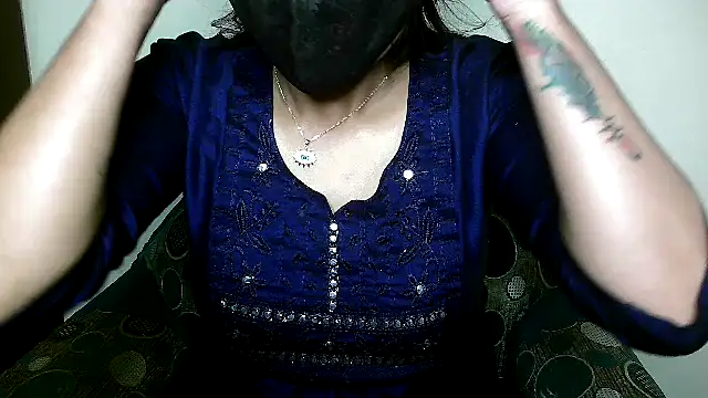 Snapshot of Princess_noorjahan chatting on 11, 2, 2025 Princess noorjahan online show from 11, 2, 2025