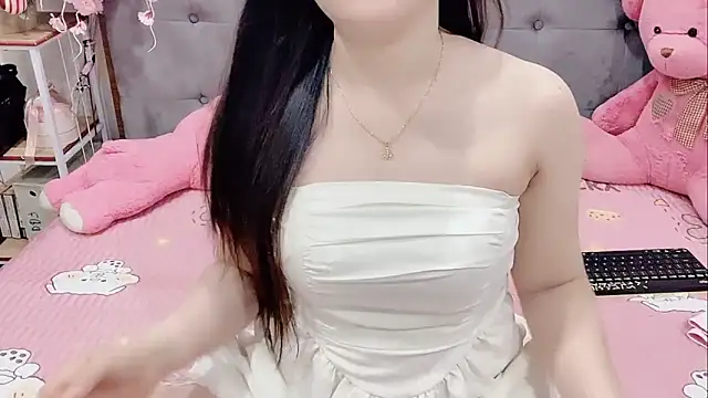 Snapshot of Funikio chatting on 27, 10, 2025 Funikio online show from 27, 10, 2025