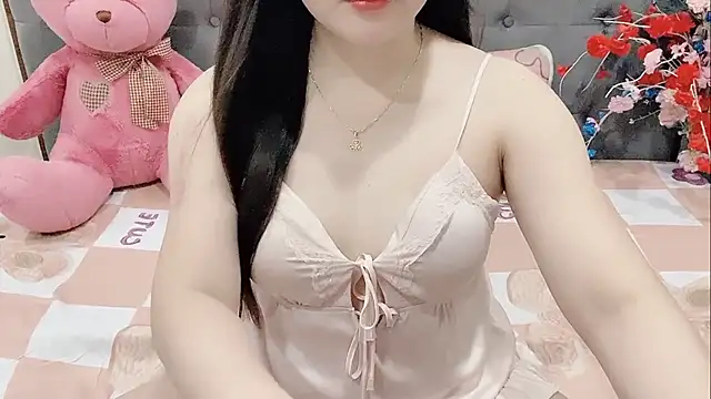 Snapshot of Funikio chatting on 12, 11, 2025 Funikio online show from 12, 11, 2025