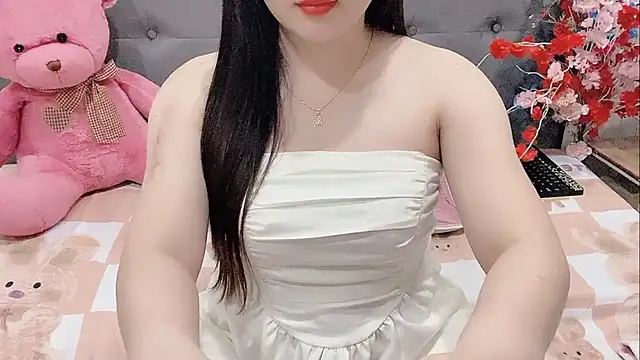 Snapshot of Funikio chatting on 19, 11, 2025 Funikio online show from 19, 11, 2025