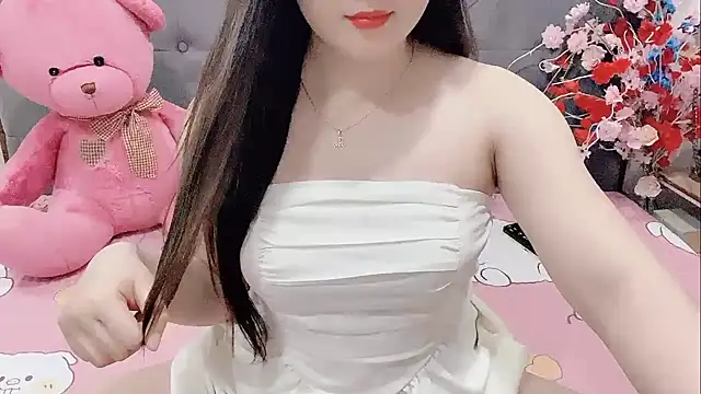 Snapshot of Funikio chatting on 25, 11, 2025 Funikio online show from 25, 11, 2025