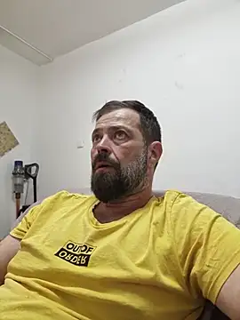 Snapshot of zefside42 chatting on 24, 11, 2025 zefside42 online show from 24, 11, 2025