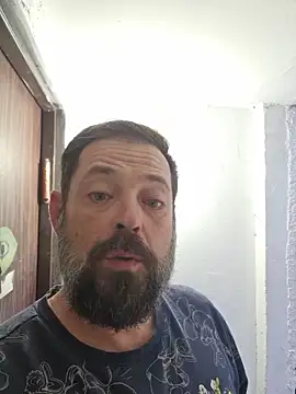 Snapshot of zefside42 chatting on 20, 12, 2025 zefside42 online show from 20, 12, 2025