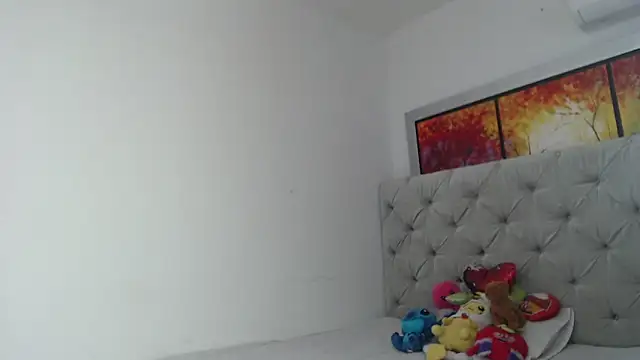 Melody phillips2 online show from 11, 1, 2025