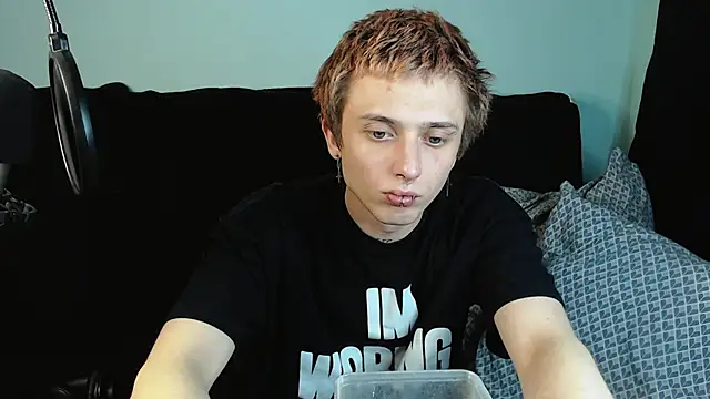 axxxturel online show from 2, 12, 2024