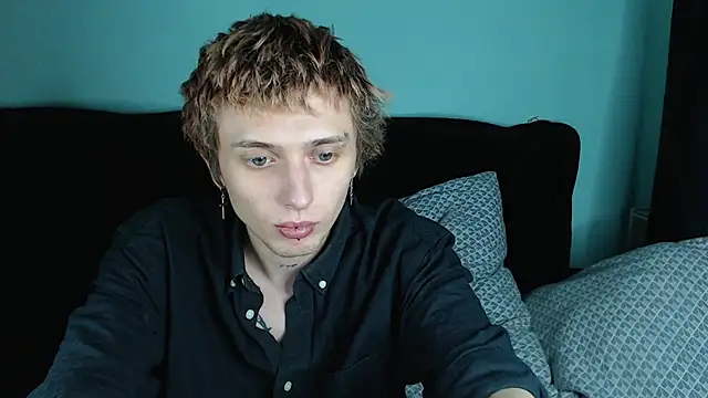 axxxturel online show from 3, 1, 2025