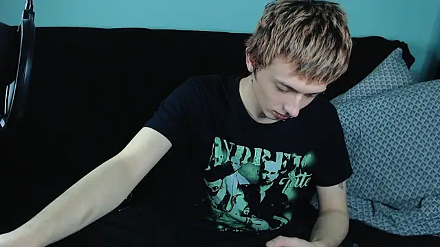 axxxturel online show from 5, 1, 2025