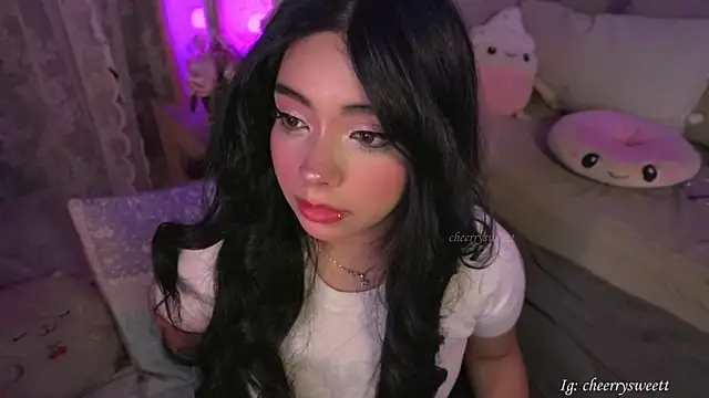 Snapshot of Cheerrysweett chatting on 10, 7, 2026 Cheerrysweett online show from 10, 7, 2026