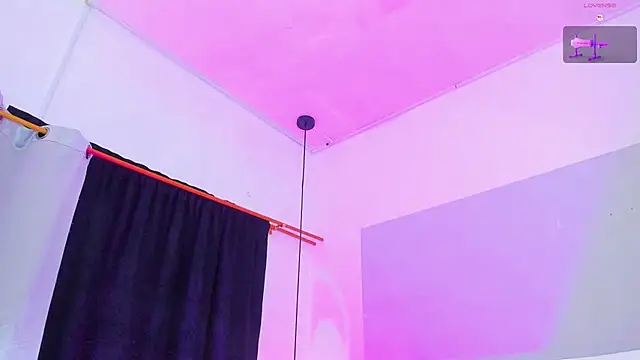 Emily Gil1 online show from 17, 3, 2026