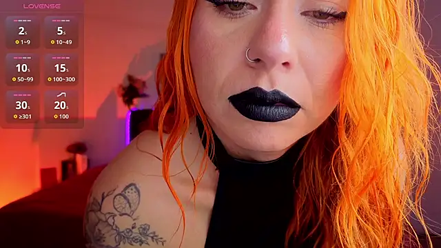 Snapshot of Dulce_charlottee chatting on 1, 11, 2025 Dulce charlottee online show from 1, 11, 2025