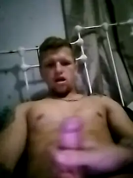 Bentley9825 online show from 25, 3, 2026