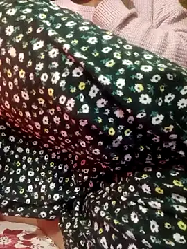 Im Cute online show from 7, 1, 2025