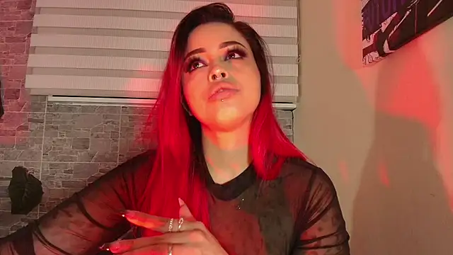 EvaaFoxxy1 online show from 1, 10, 2025