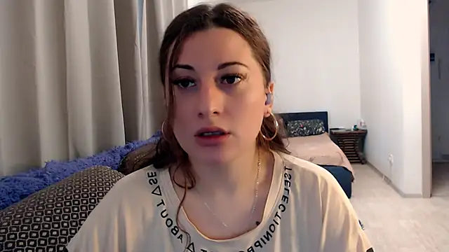 Snapshot of Helen_Adams_ chatting on 18, 6, 2026 Helen Adams online show from 18, 6, 2026