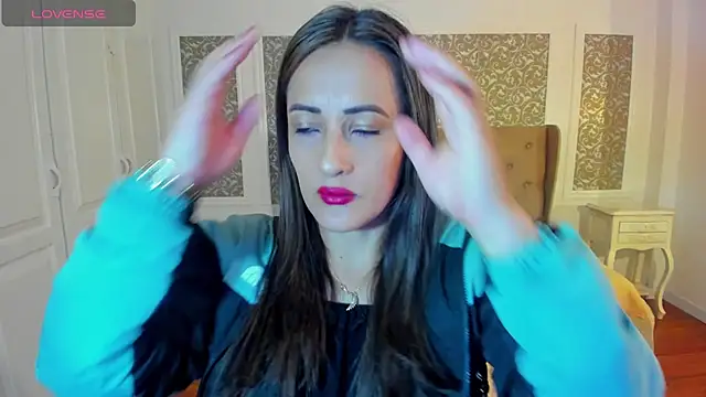 Snapshot of KimWessel_ chatting on 2, 12, 2024 KimWessel online show from 2, 12, 2024