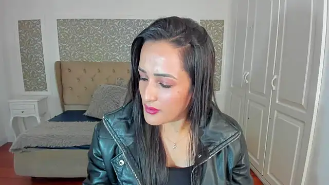 Snapshot of KimWessel_ chatting on 20, 10, 2025 KimWessel online show from 20, 10, 2025