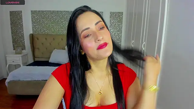 Snapshot of KimWessel_ chatting on 4, 5, 2026 KimWessel online show from 4, 5, 2026