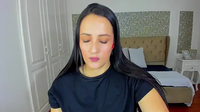 Snapshot of KimWessel_ chatting on 11, 6, 2026 KimWessel online show from 11, 6, 2026