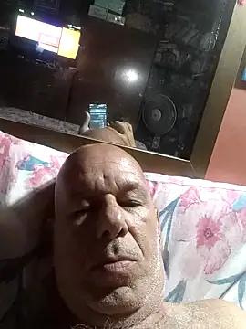 FabiQuilmes online show from 4, 3, 2025