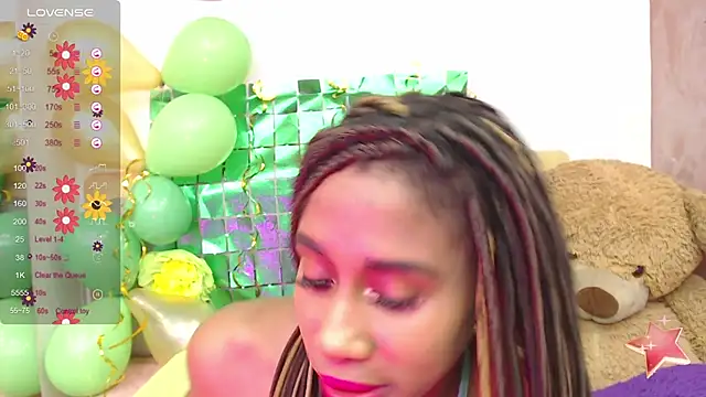 Snapshot of SheylaBrodhlei chatting on 17, 3, 2025 SheylaBrodhlei online show from 17, 3, 2025