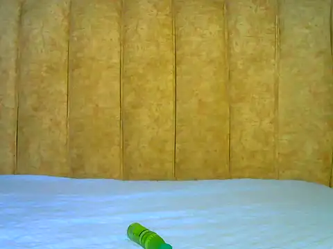 CarlaBeckky online show from 8, 1, 2025