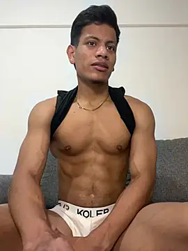 bbchocolate27 online show from 18, 4, 2026