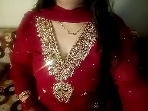 Snapshot of shuhana_ chatting on 12, 10, 2025 shuhana online show from 12, 10, 2025