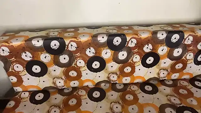 shuhana  online show from 10, 11, 2025