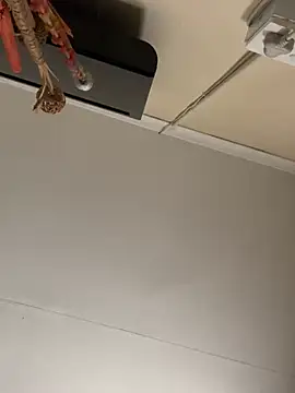 Gifttheskimaskboy online show from 24, 2, 2026