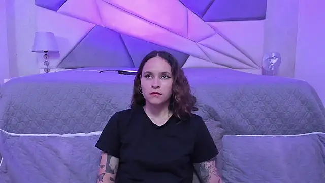 Snapshot of AnnyThompson_ chatting on 1, 12, 2024 AnnyThompson online show from 1, 12, 2024