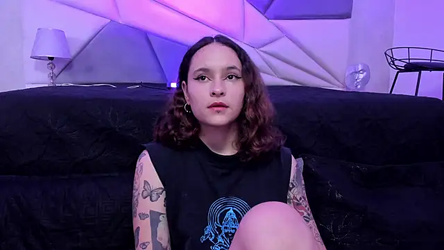 Snapshot of AnnyThompson_ chatting on 27, 12, 2024 AnnyThompson online show from 27, 12, 2024