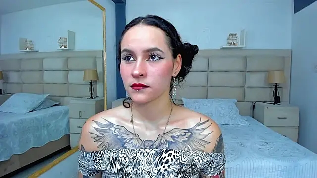 Snapshot of AnnyThompson_ chatting on 10, 9, 2025 AnnyThompson online show from 10, 9, 2025