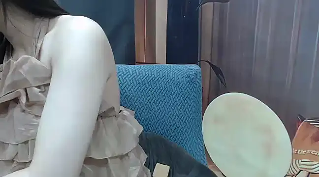 KaleAnisa online show from 10, 3, 2025