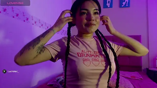 lauvelez   online show from 28, 3, 2026