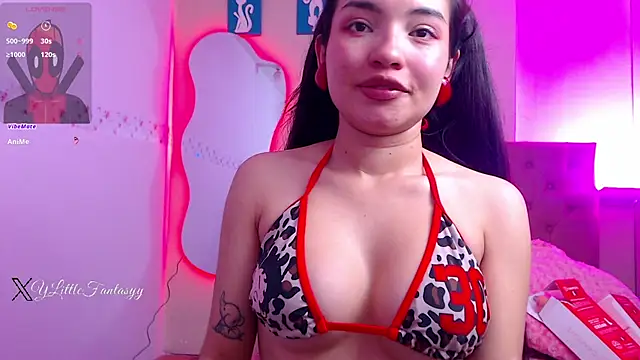 Snapshot of lauvelez__ chatting on 3, 6, 2026 lauvelez online show from 3, 6, 2026