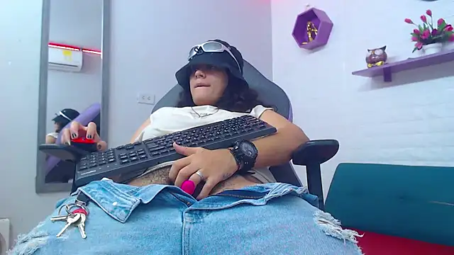 Snapshot of snowflake_xxx chatting on 7, 2, 2025 snowflake xxx online show from 7, 2, 2025