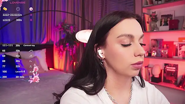 LunaNight online show from 2, 2, 2025